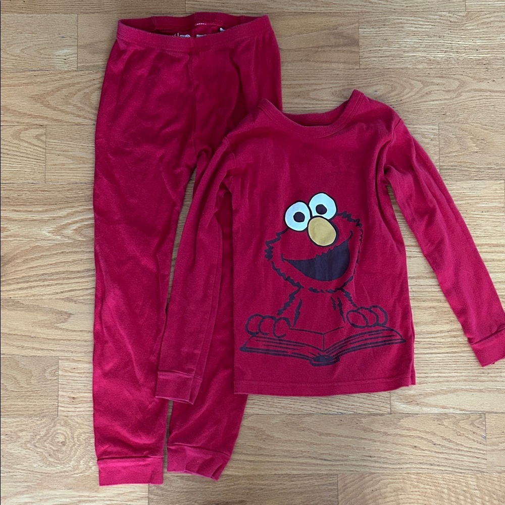 GAP Red Elmo Graphic Kids Pajama Set